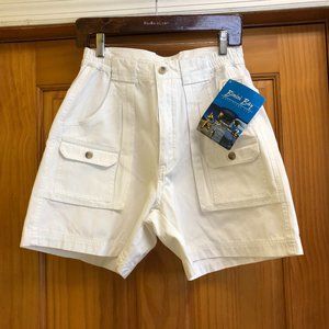 NWT Women's BIMINI BAY white Shorts Size 8 / Hiking Active Gear / Cargo Shorts